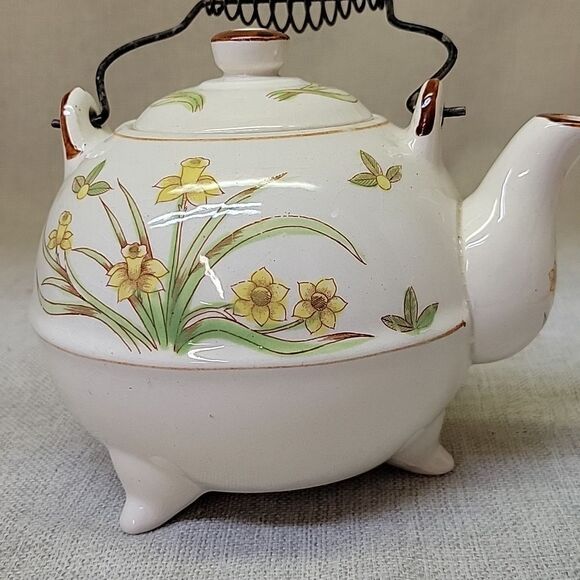 Beautiful Vintage Fred Roberts Company Floral Porcelain Teapot.Cups+ Saucers - Picture 3 of 14